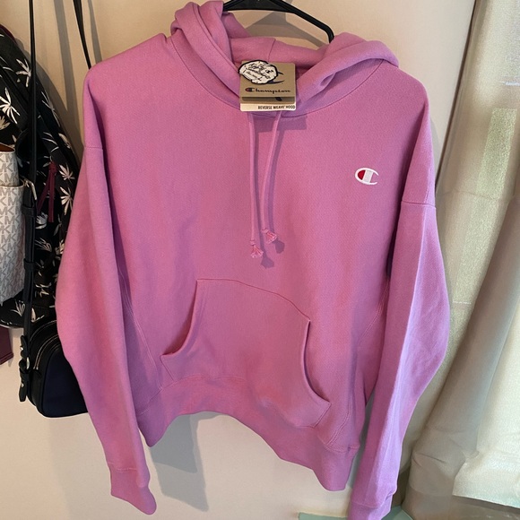 Champion Tops - NWT Champion Reverse Weave Hoodie look@description